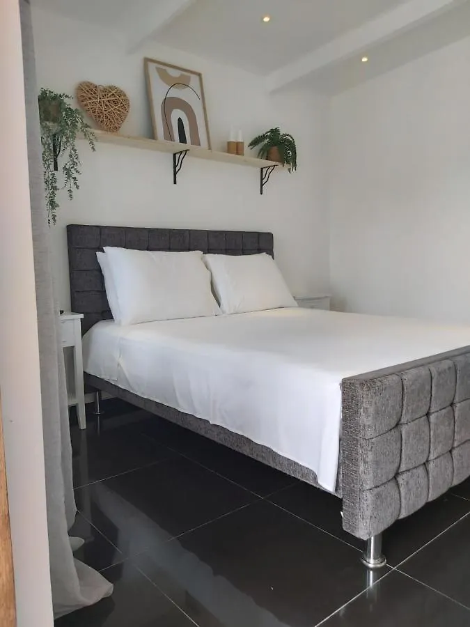 Kdf Apartments Willemstad 0*,  Curaçao