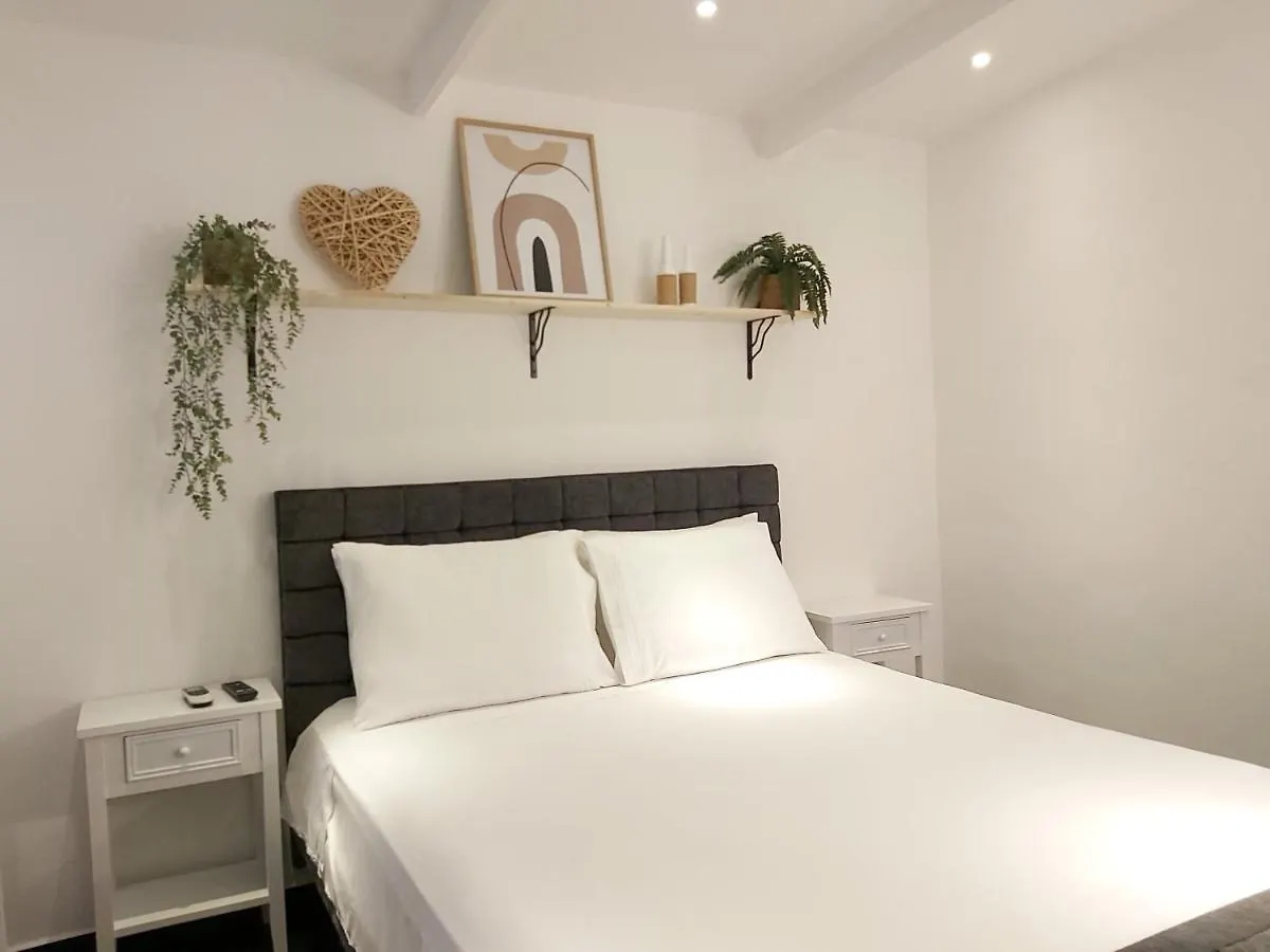 Kdf Apartments Willemstad